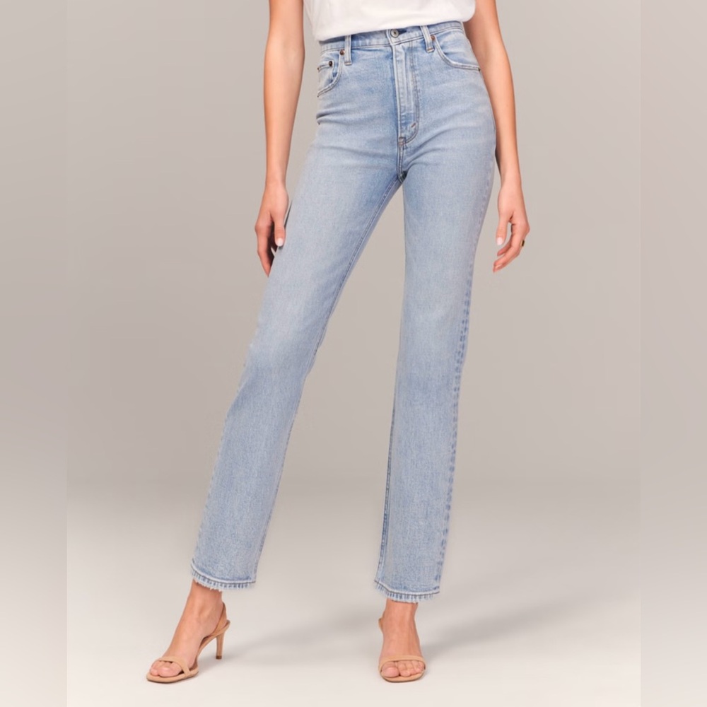 Women’s Abercrombie & Fitch denim jeans